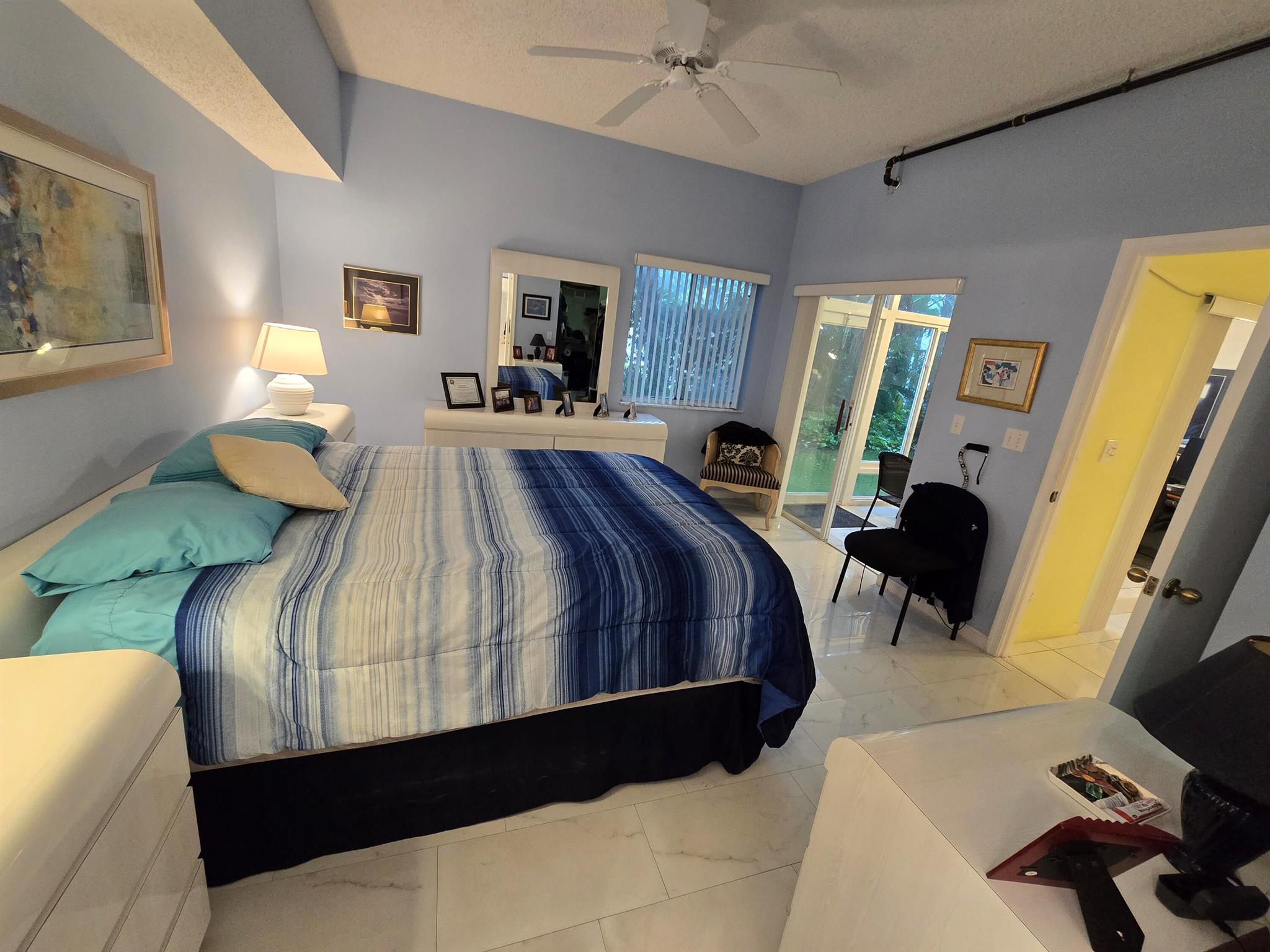 TERRACE HOMES AT BANYAN S - Residential