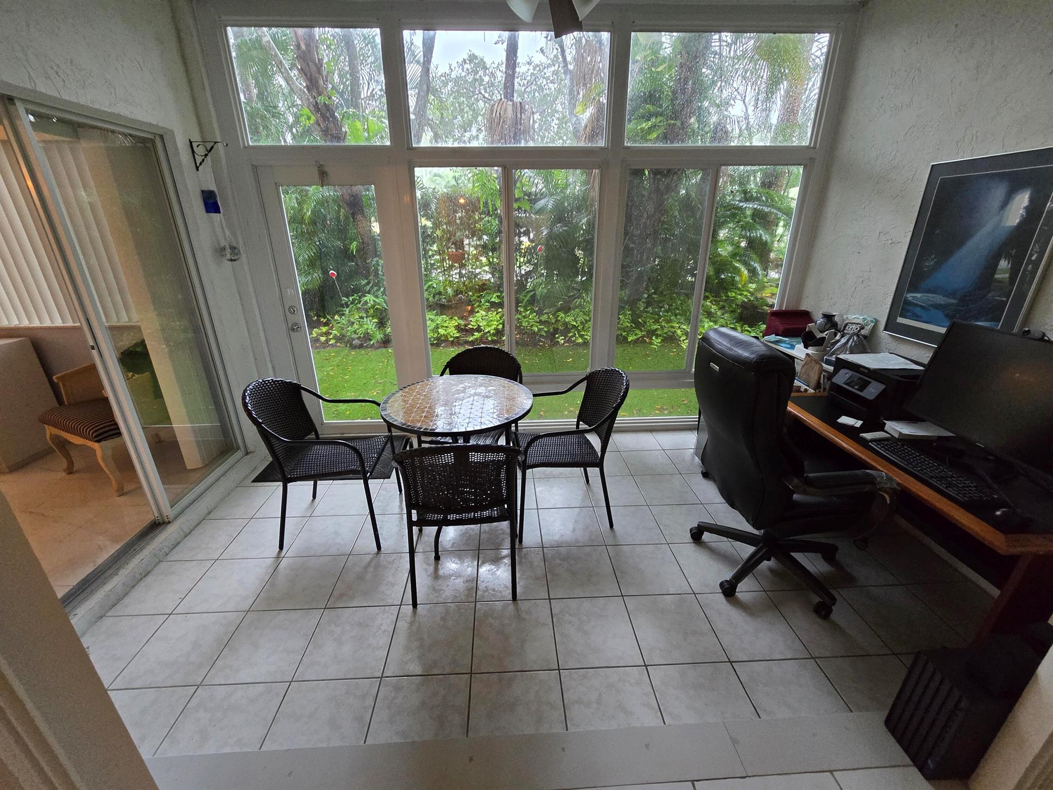 TERRACE HOMES AT BANYAN S - Residential