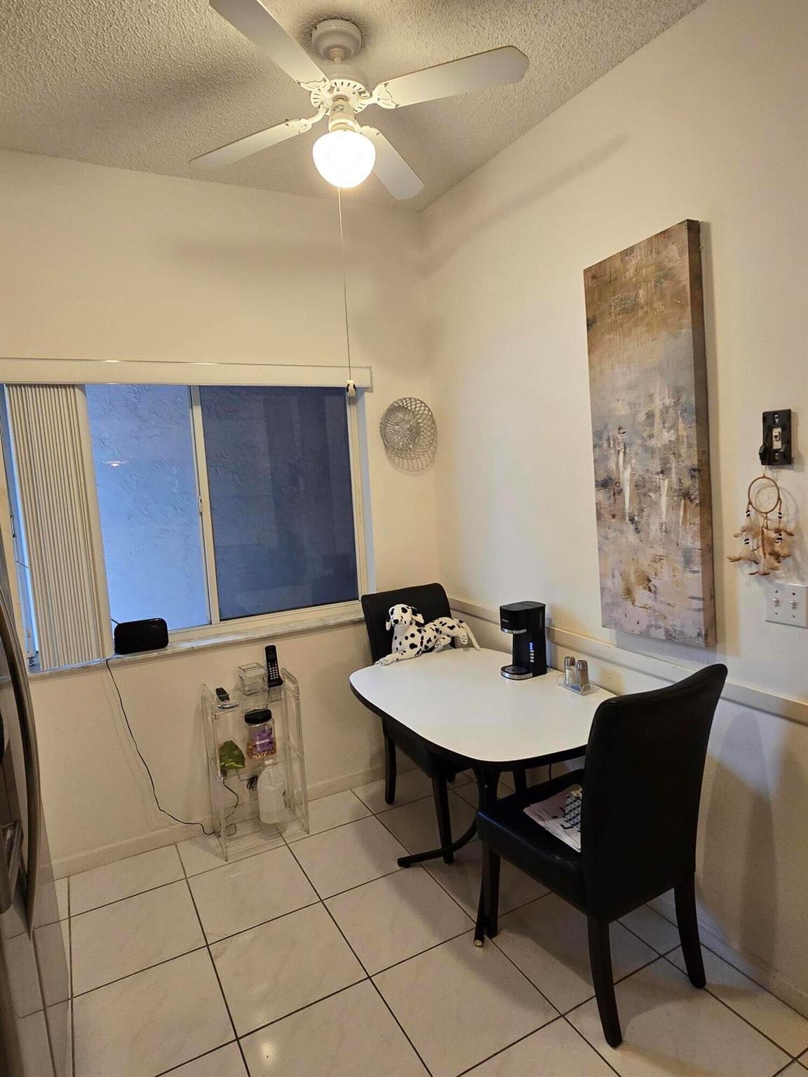 TERRACE HOMES AT BANYAN S - Residential