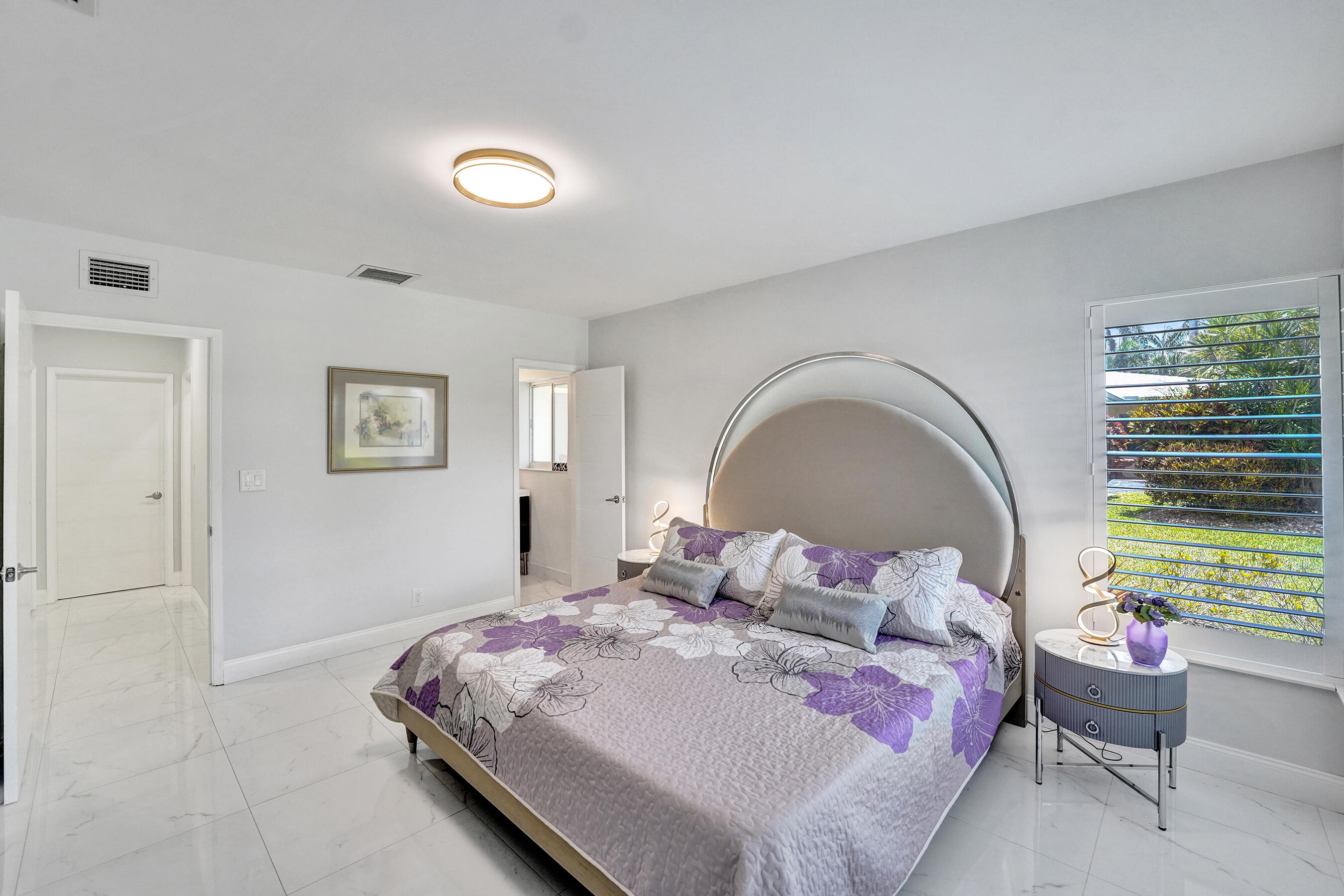PALM CLUB CO-OP - Residential