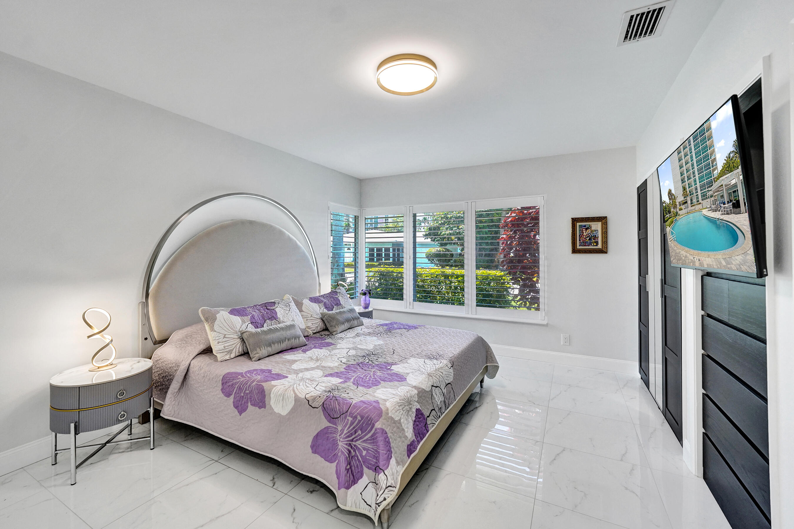 PALM CLUB CO-OP - Residential
