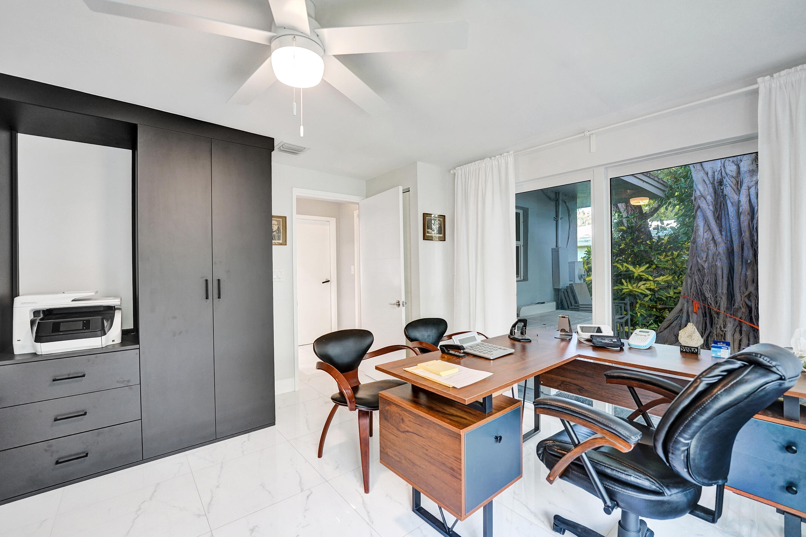 PALM CLUB CO-OP - Residential