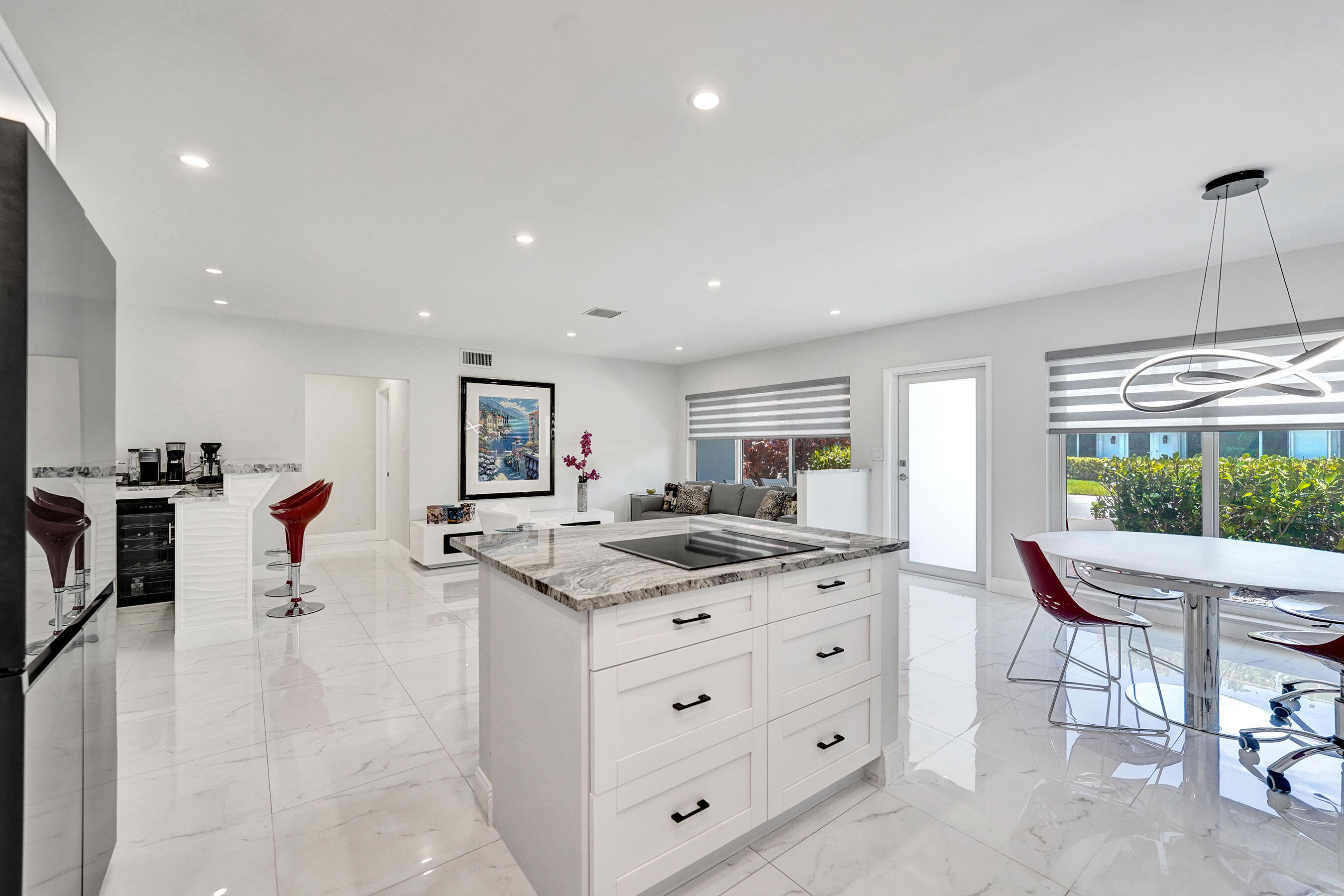 PALM CLUB CO-OP - Residential