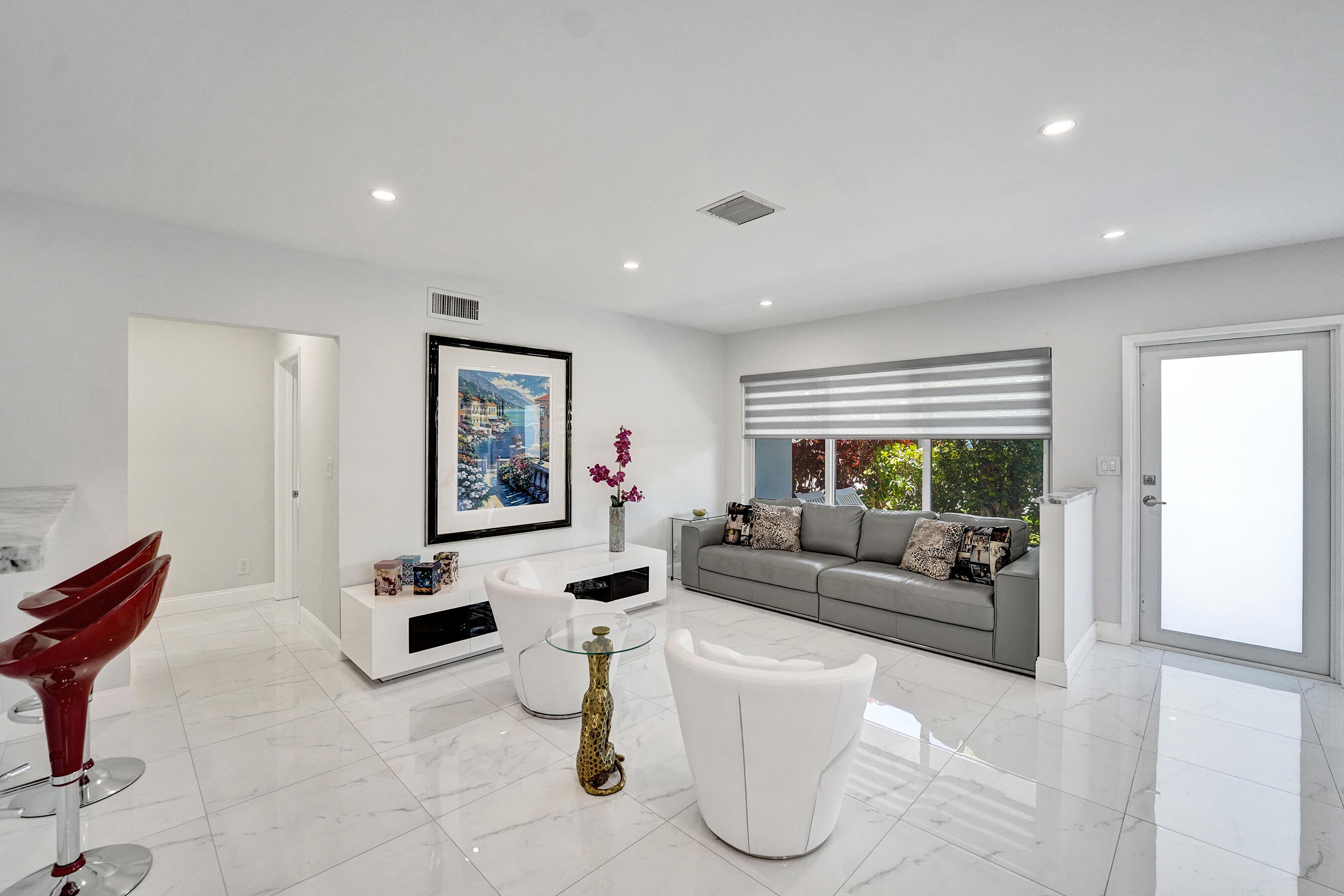 PALM CLUB CO-OP - Residential
