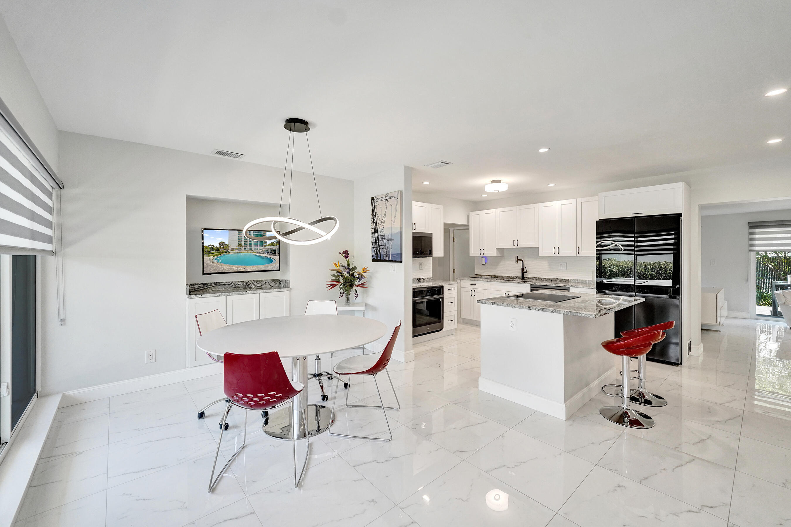 PALM CLUB CO-OP - Residential