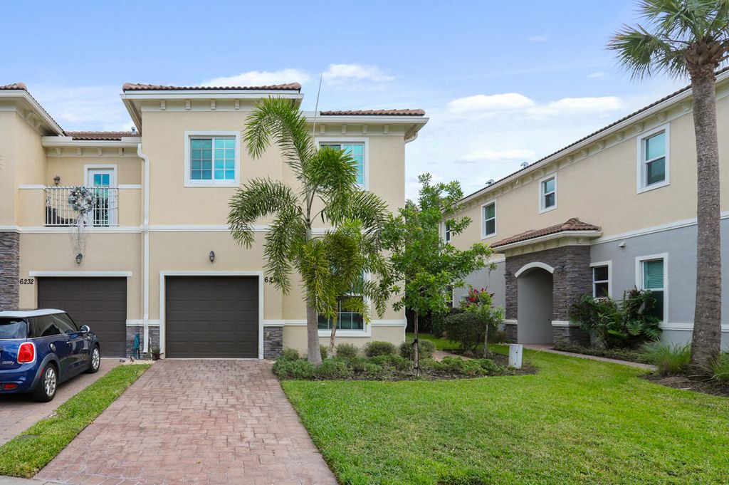 Photo of 6224 SE Portofino Circle, Hobe Sound, FL 33455 (MLS # R11023430)