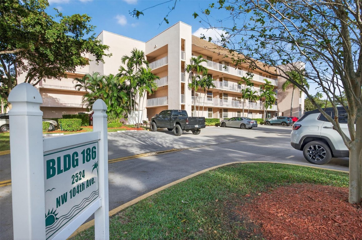 Sunrise Lakes_Phase 4 - Residential