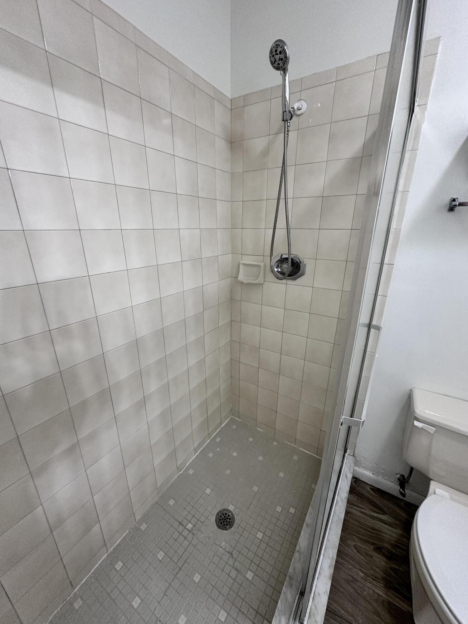 HARBOUR POINTE AT RIVER BRIDGE CONDO - Residential Lease