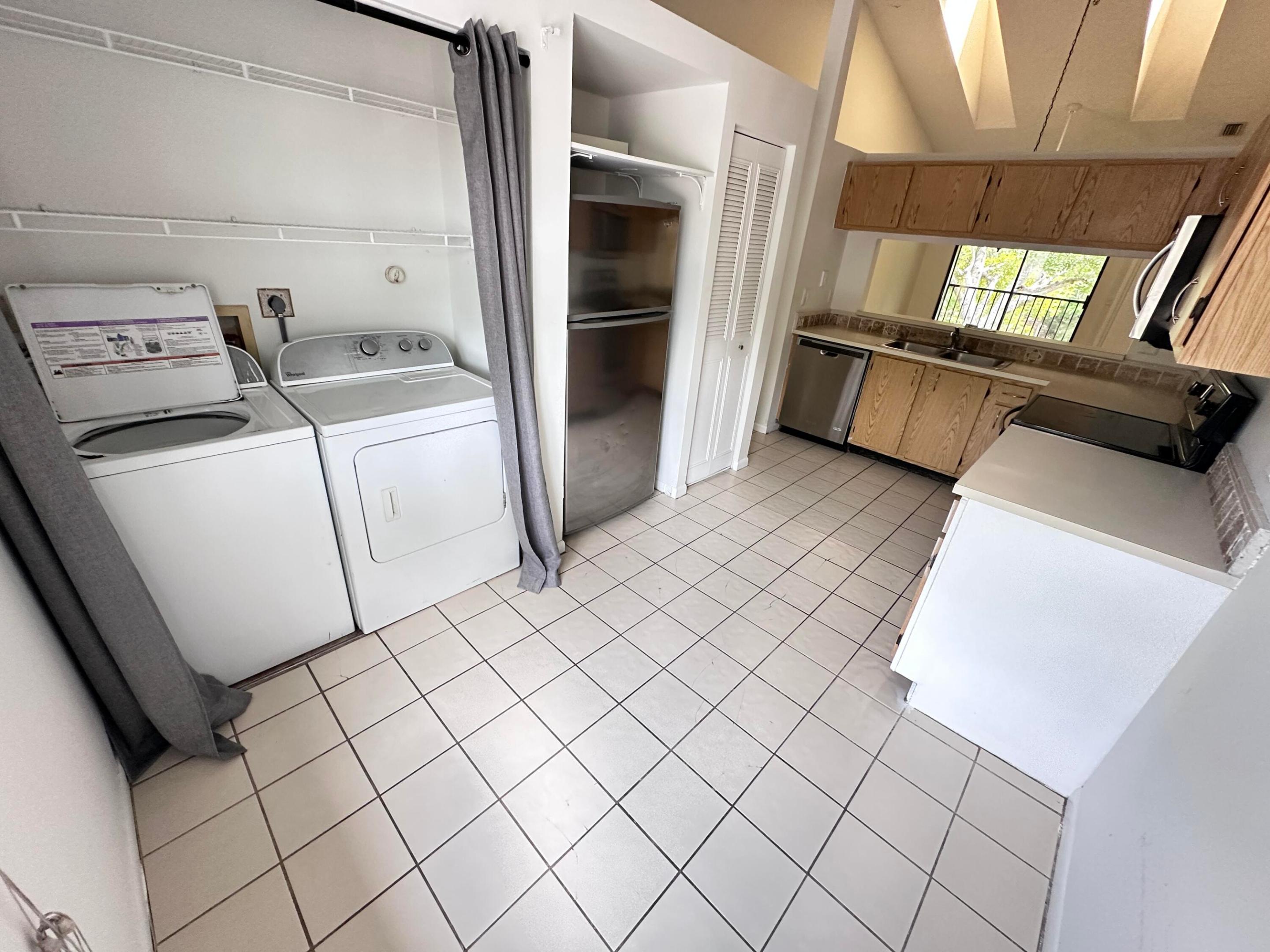 HARBOUR POINTE AT RIVER BRIDGE CONDO - Residential Lease