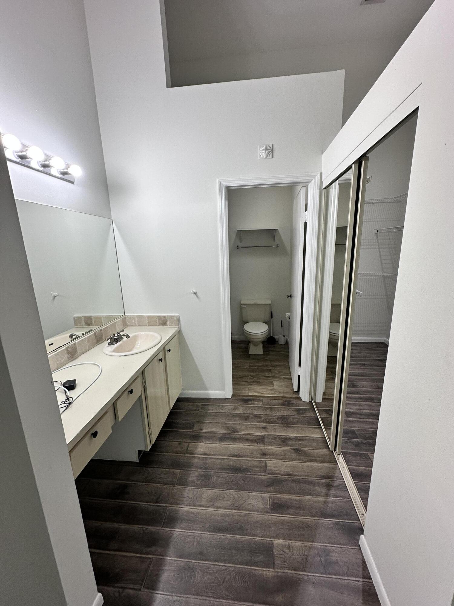 HARBOUR POINTE AT RIVER BRIDGE CONDO - Residential Lease