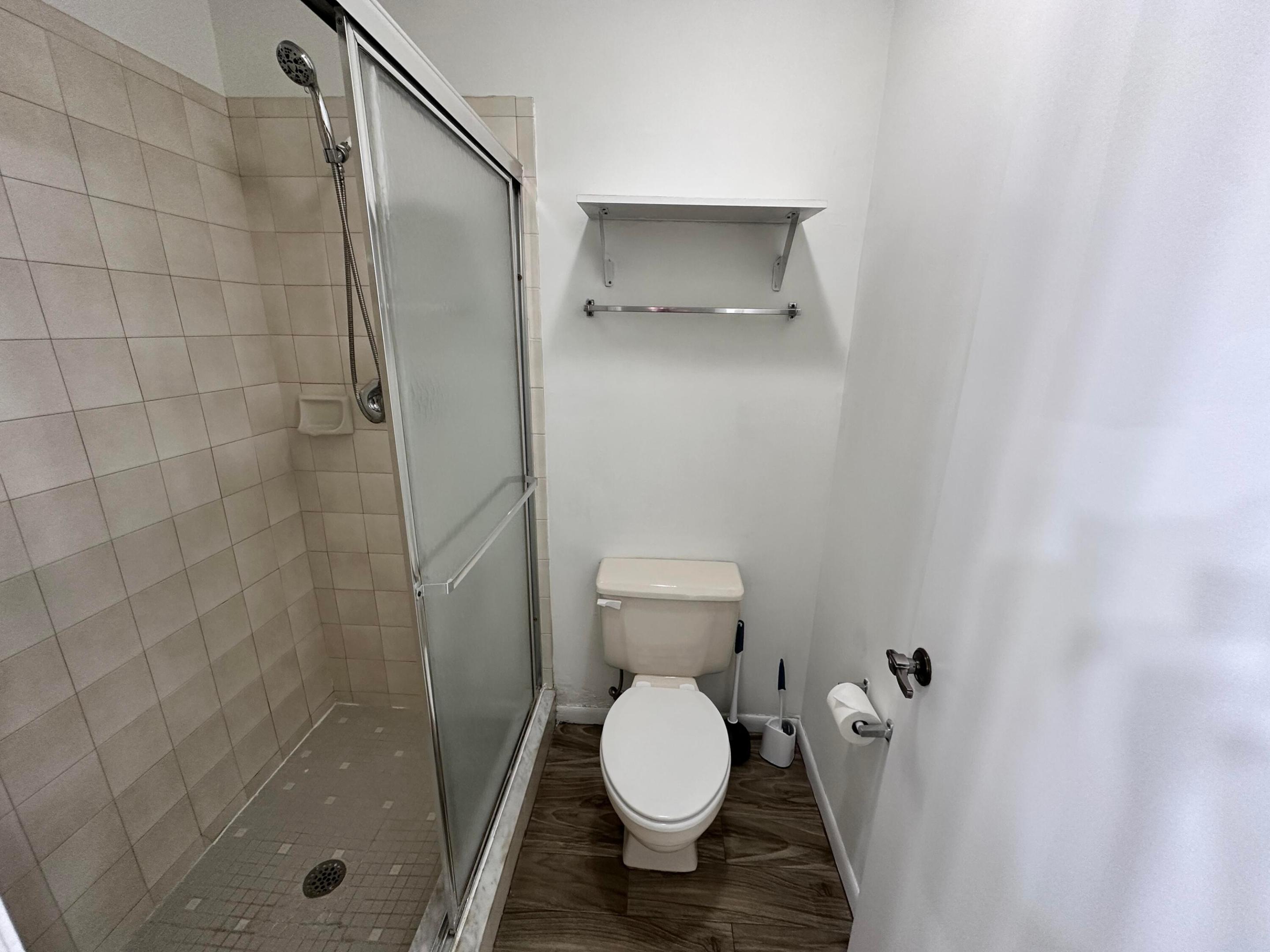 HARBOUR POINTE AT RIVER BRIDGE CONDO - Residential Lease