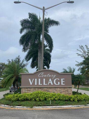 55 PLUS IN THE SOUGHT AFTER CENTURY VILLAGE. RARE UPDATED GROUND, FL 2 BEDROOM, CORNER UNIT WITH WALK IN CLOSET. COMMUNITY HAS A PLETHORA OF AMENITIES. PROXIMITY TO PBI, DOWNTOWN, BEACHES, TURNPIKE, I95. RESORT STYLE LIVING.