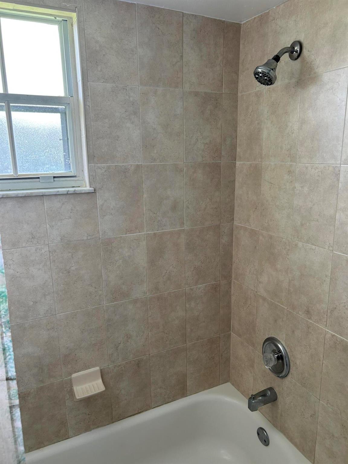 MIDPORT PLACE I, A CONDOM - Residential