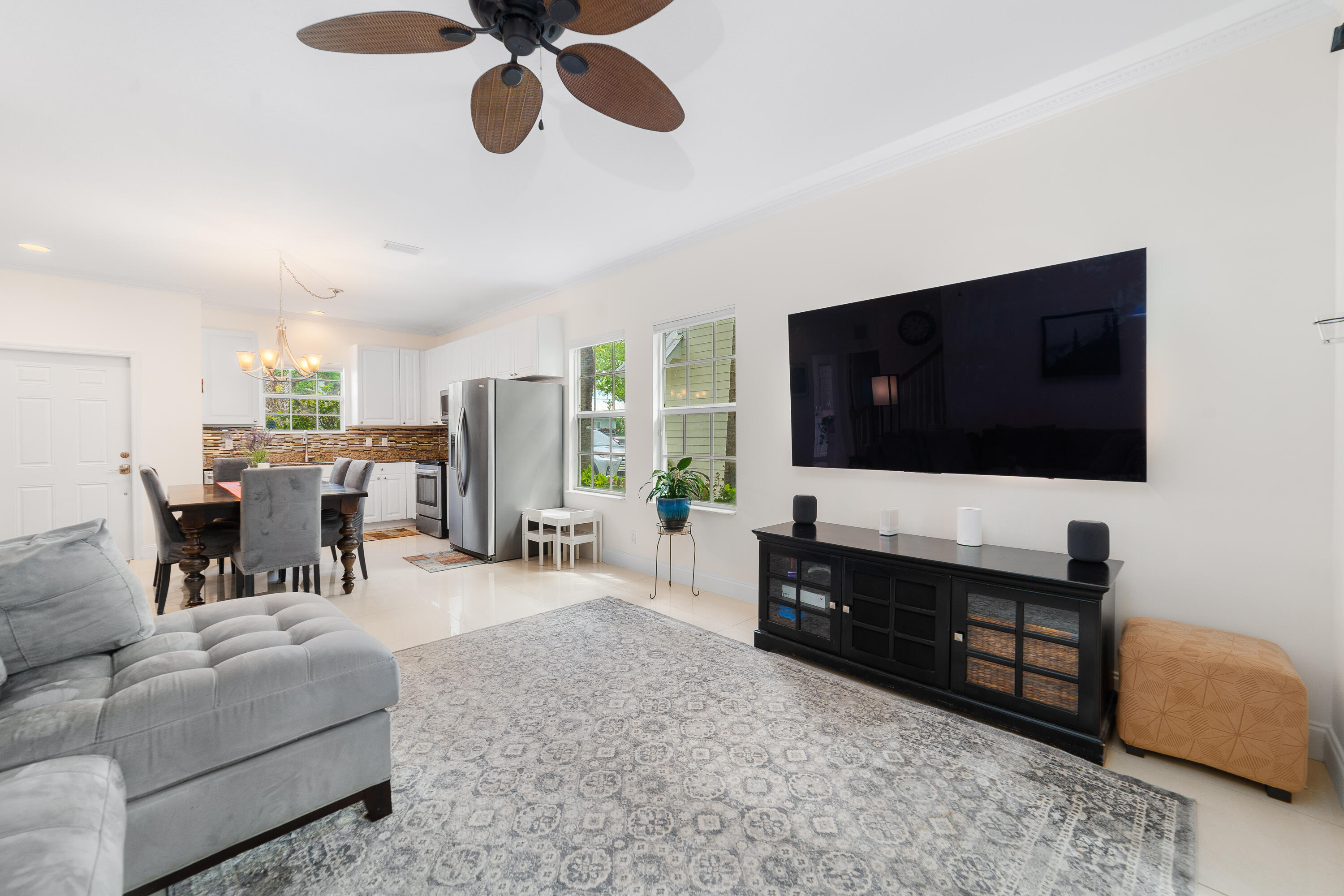 4216 Leo Lane Unit 4f