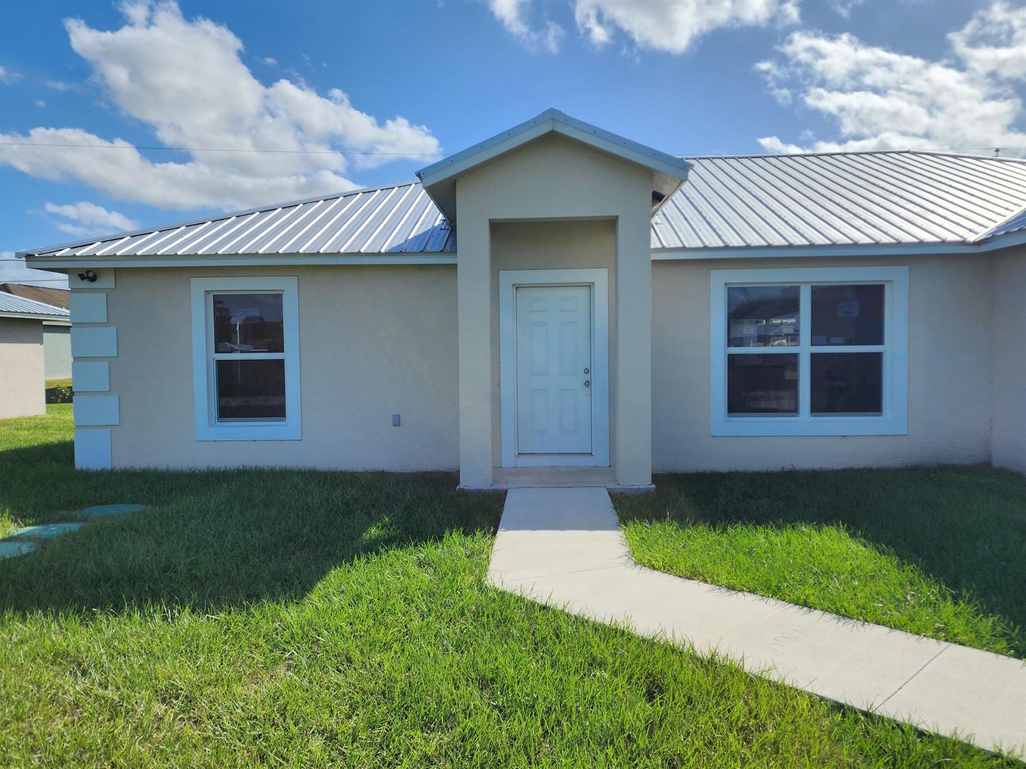 956 SE 39th Terrace