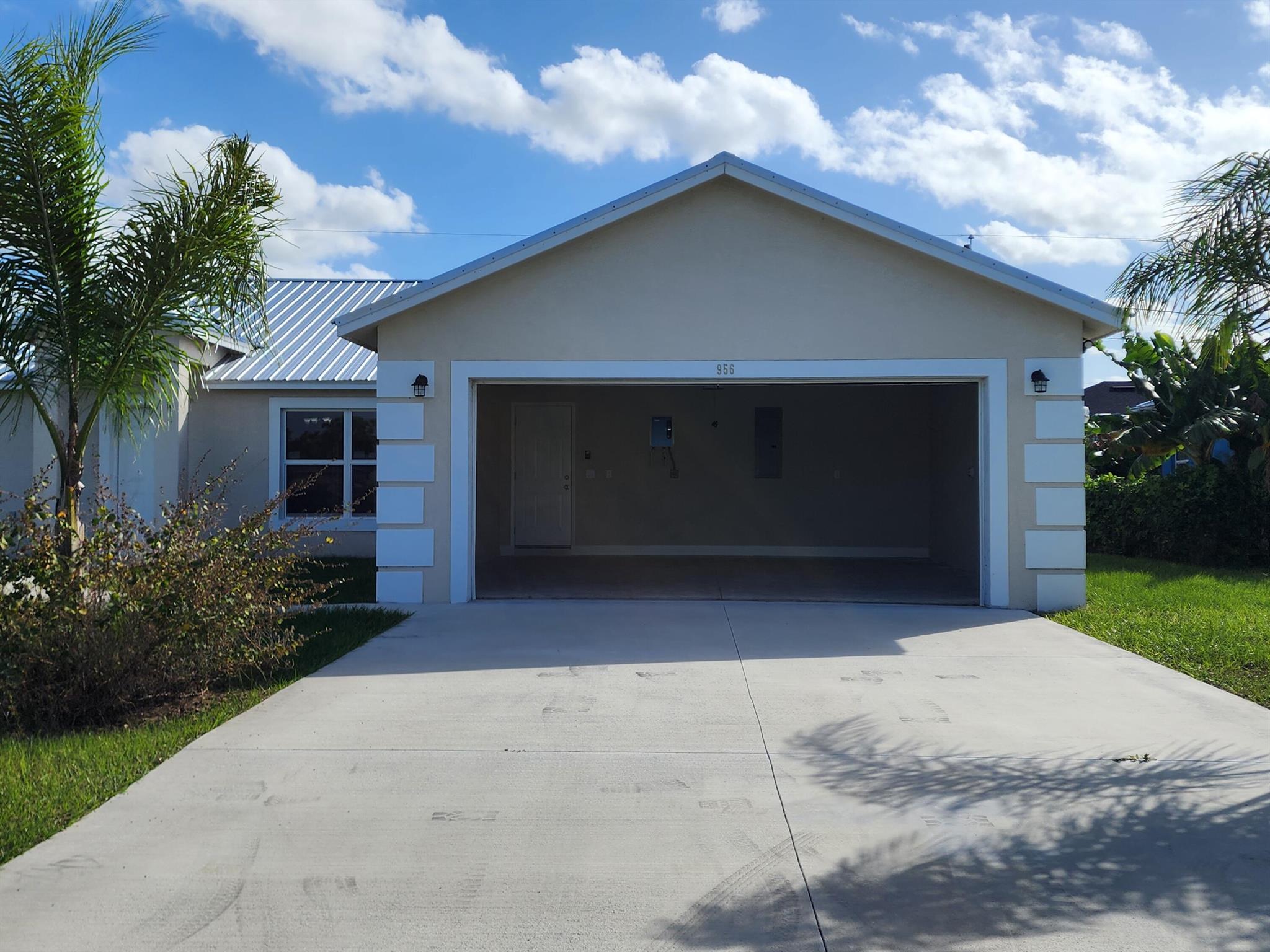 Conners Gables - Residential