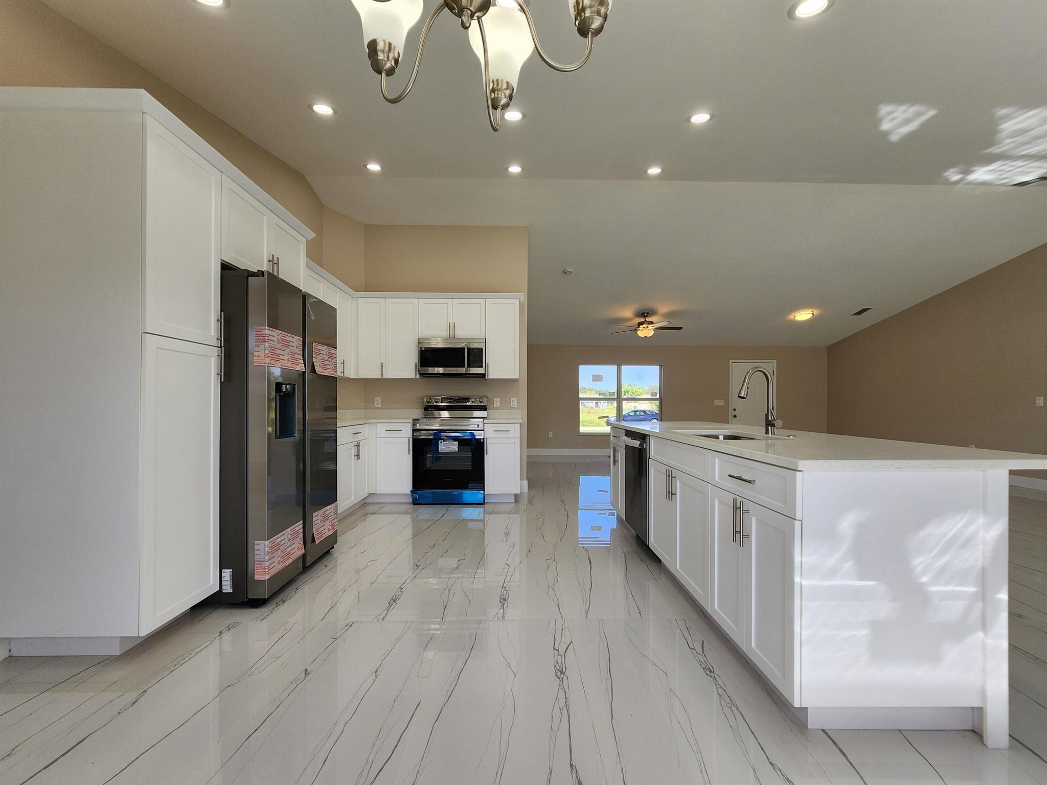 956 SE 39th Terrace