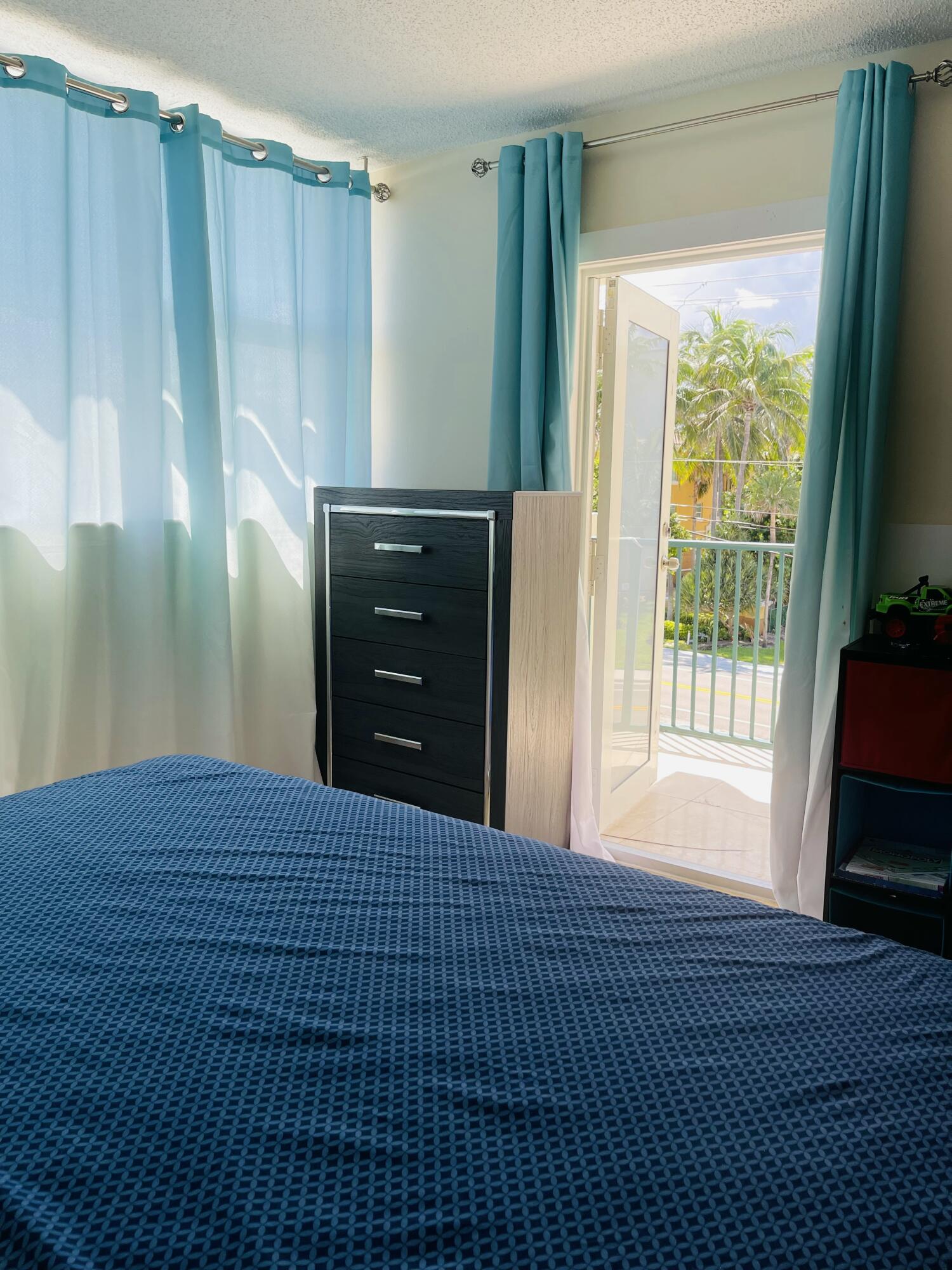 PORT DE MER CONDO - Residential Lease