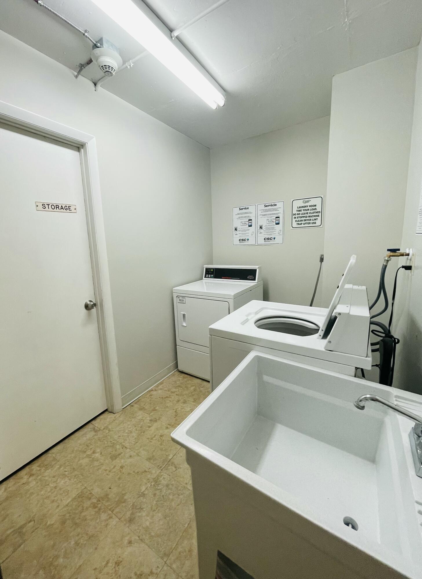 PORT DE MER CONDO - Residential Lease