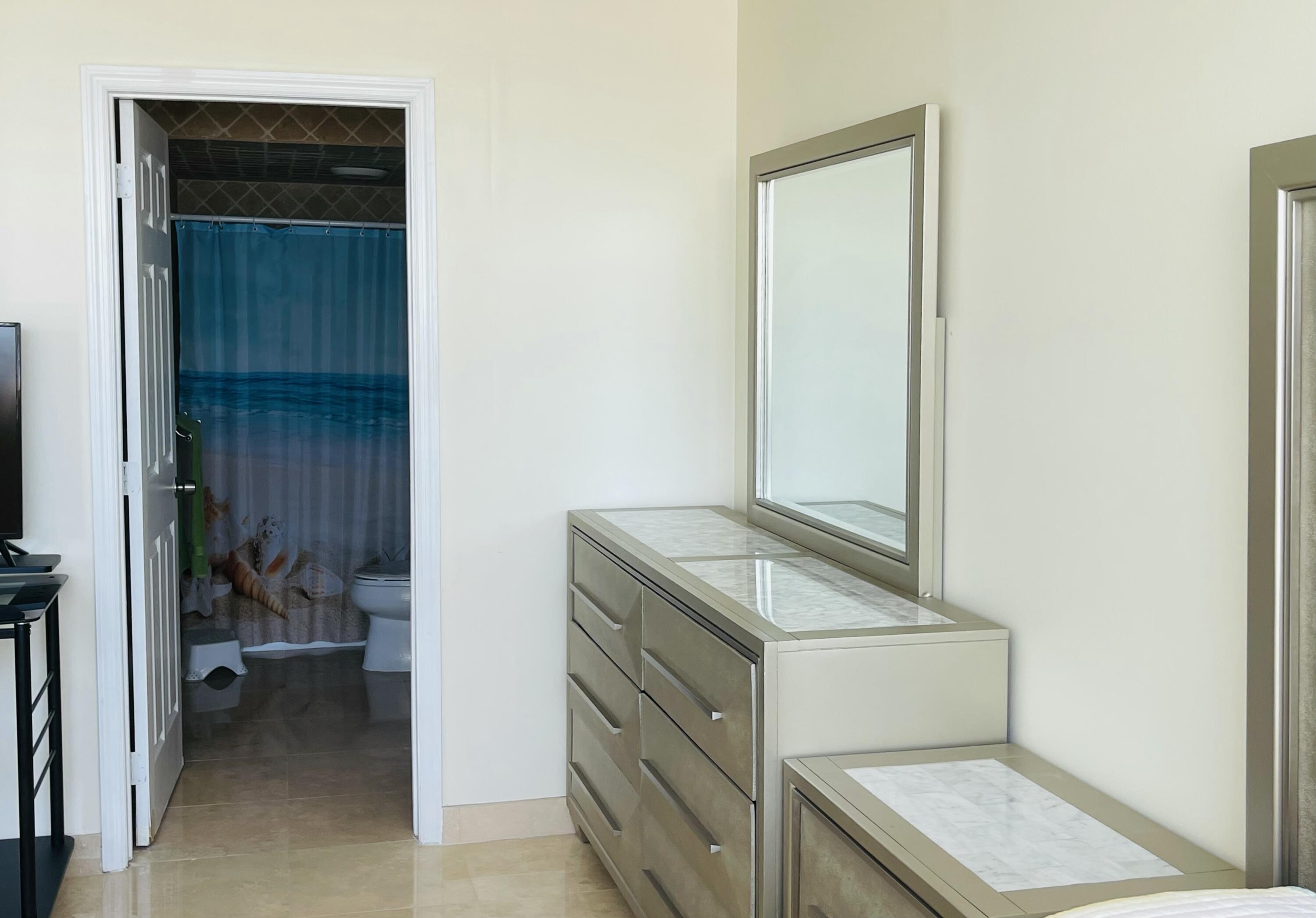 PORT DE MER CONDO - Residential Lease