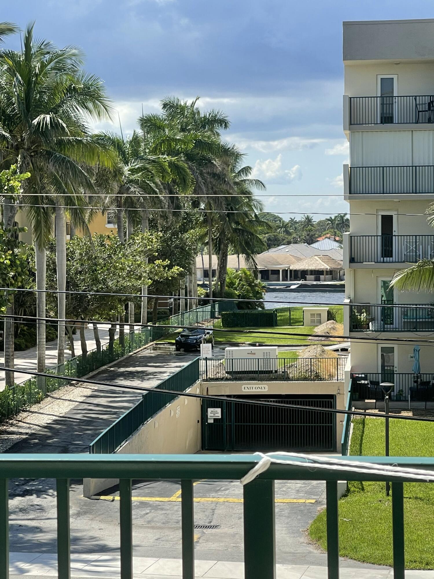 PORT DE MER CONDO - Residential Lease