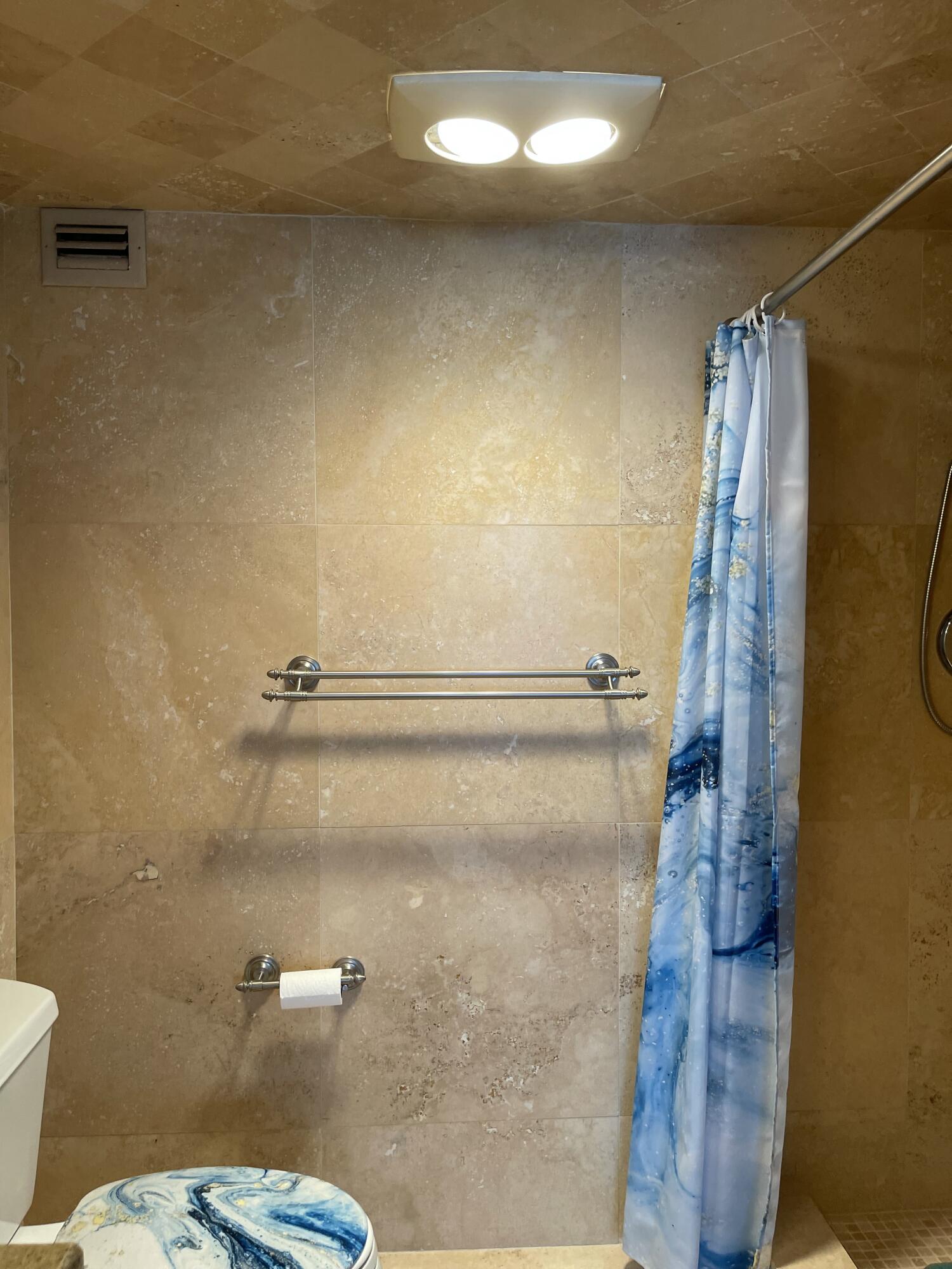 PORT DE MER CONDO - Residential Lease