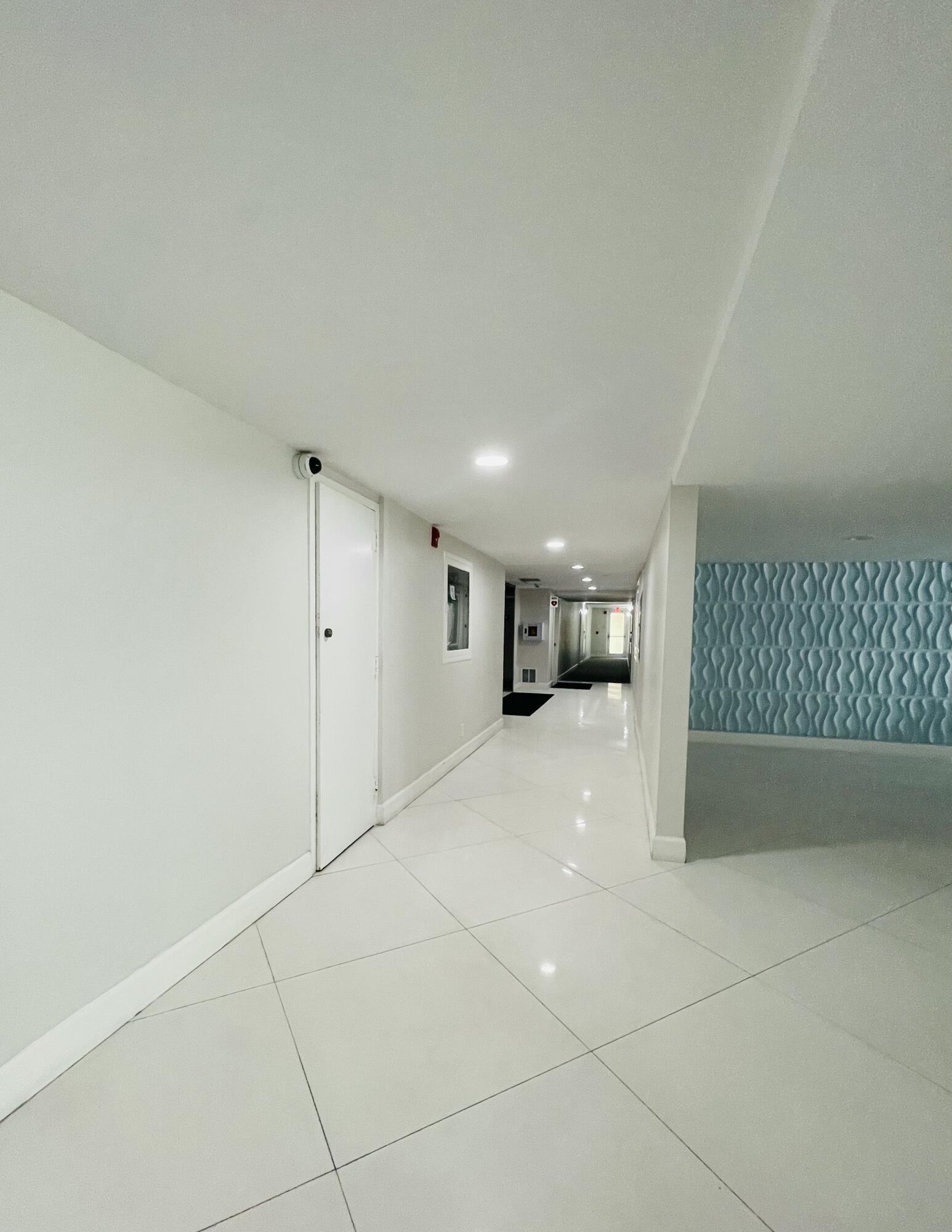 PORT DE MER CONDO - Residential Lease