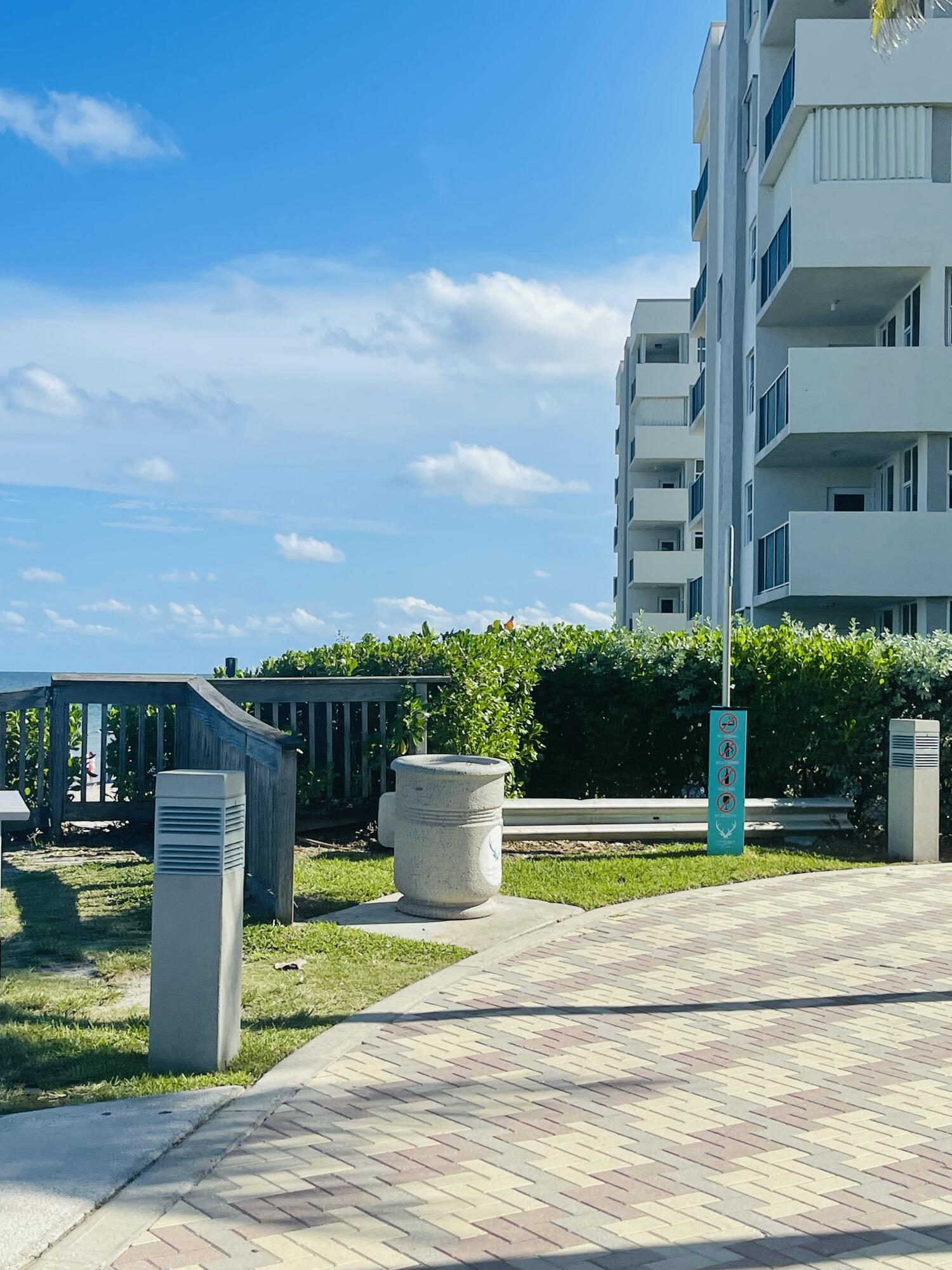 PORT DE MER CONDO - Residential Lease