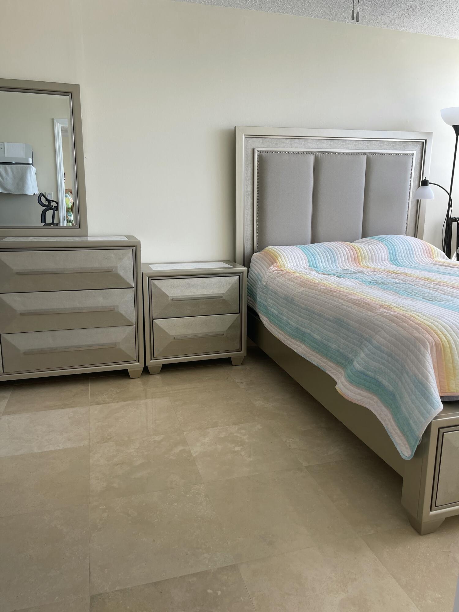 PORT DE MER CONDO - Residential Lease