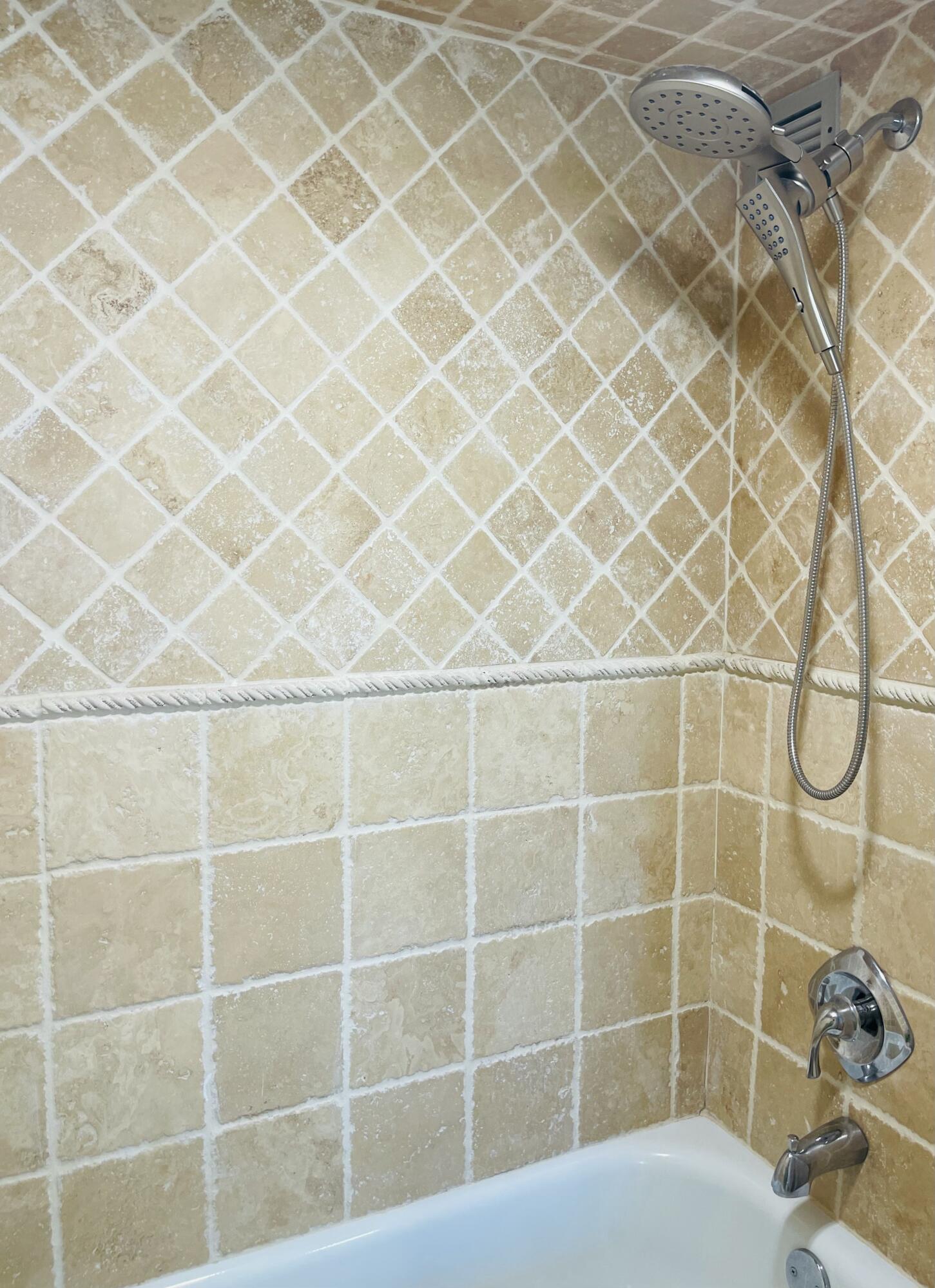 PORT DE MER CONDO - Residential Lease