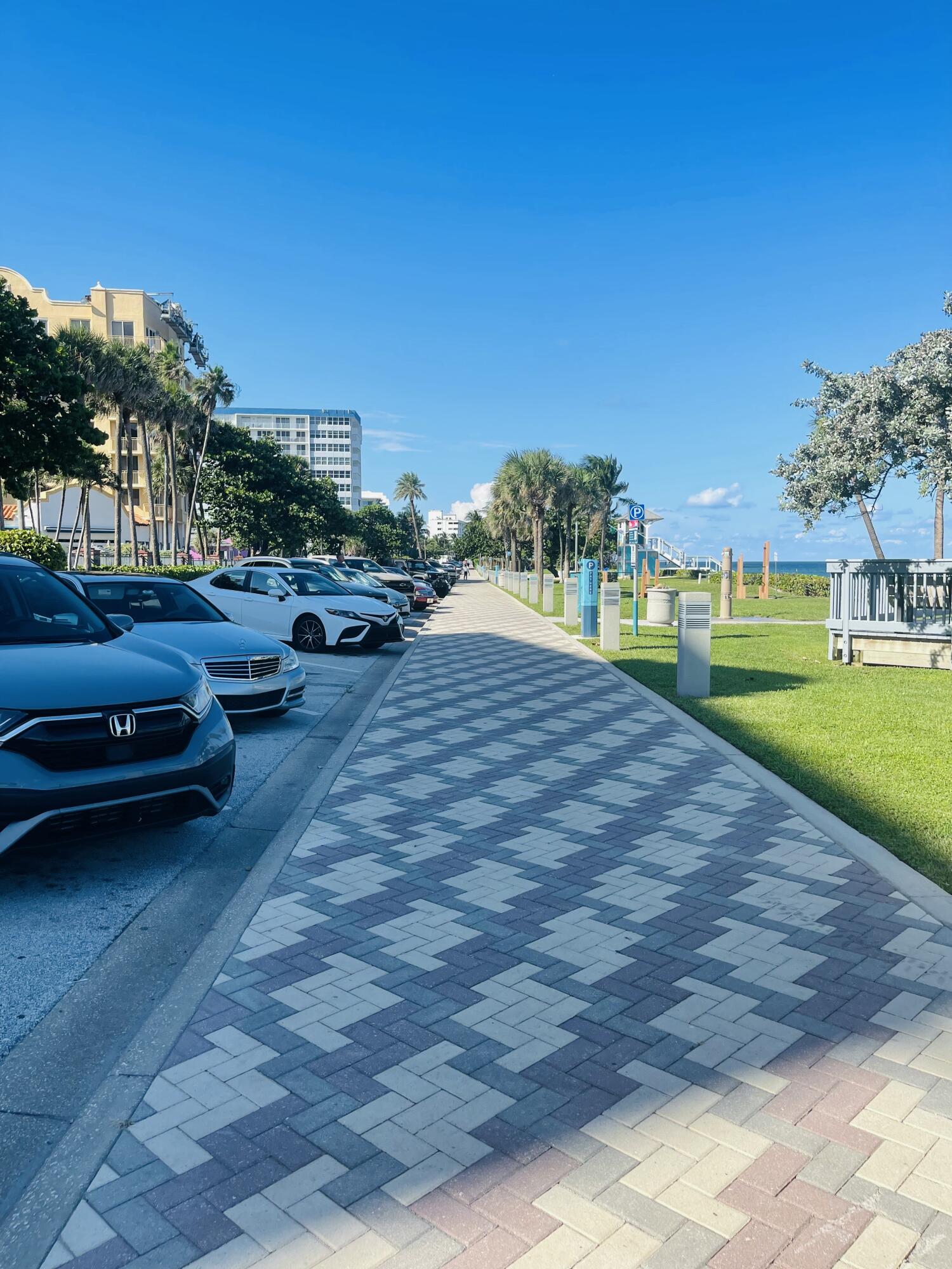 PORT DE MER CONDO - Residential Lease