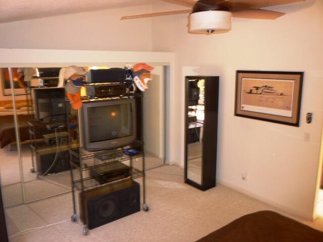 VILLAS OF GLENGARY - Residential