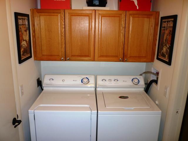 VILLAS OF GLENGARY - Residential