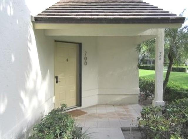 VILLAS OF GLENGARY - Residential