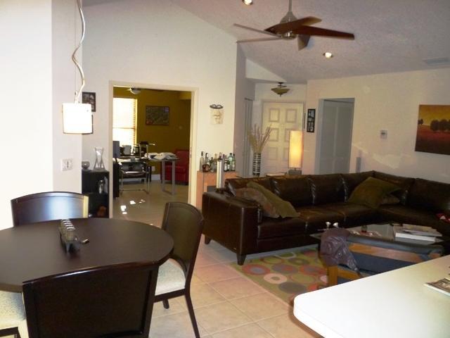 VILLAS OF GLENGARY - Residential