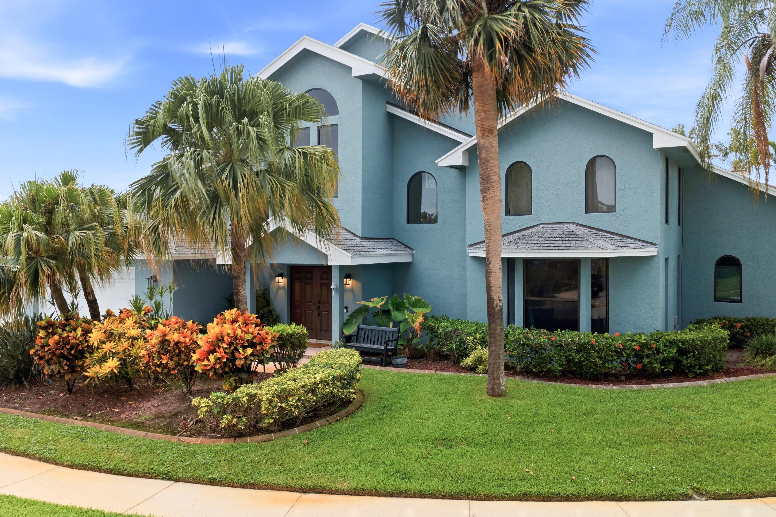 12871 La Rochelle Circle