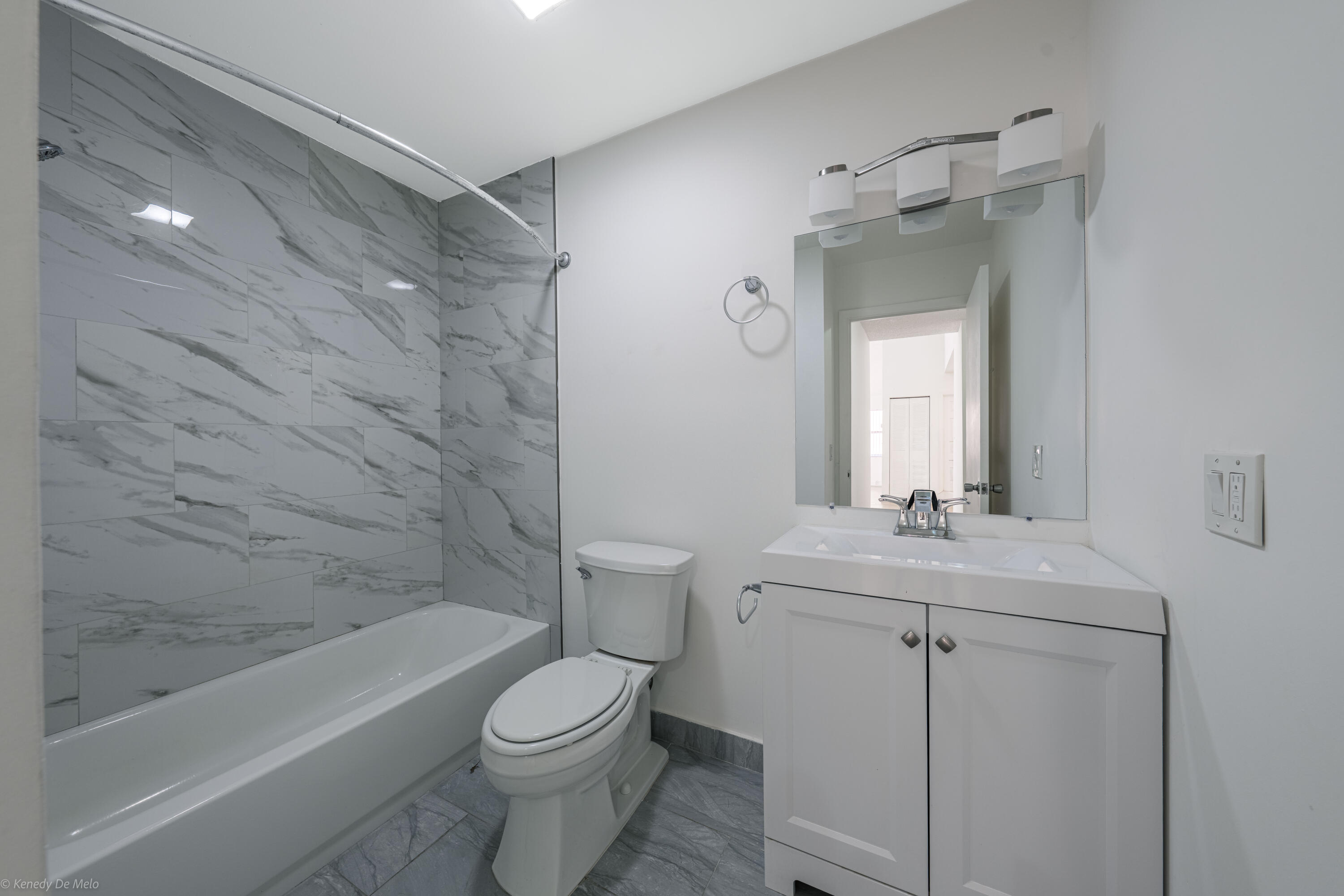 SAWGRASS ESTATES - Residential