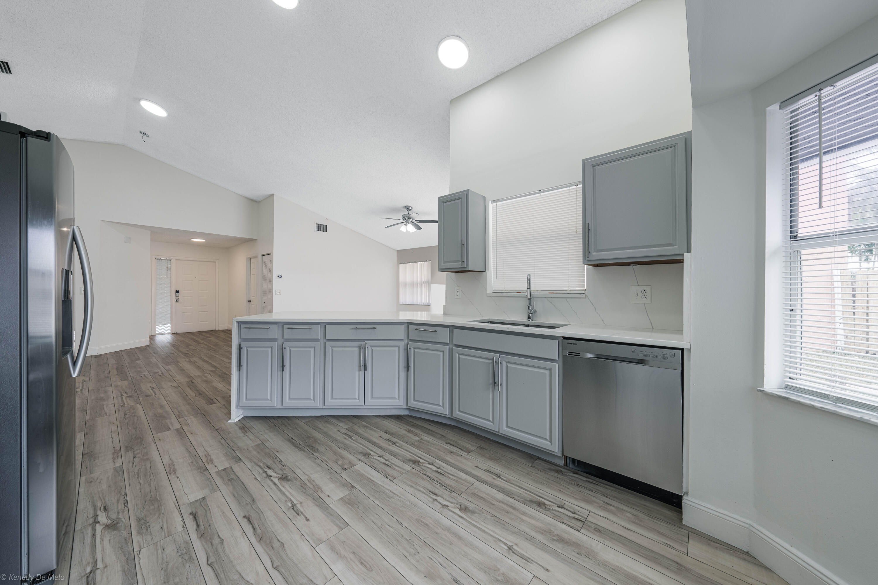 SAWGRASS ESTATES - Residential