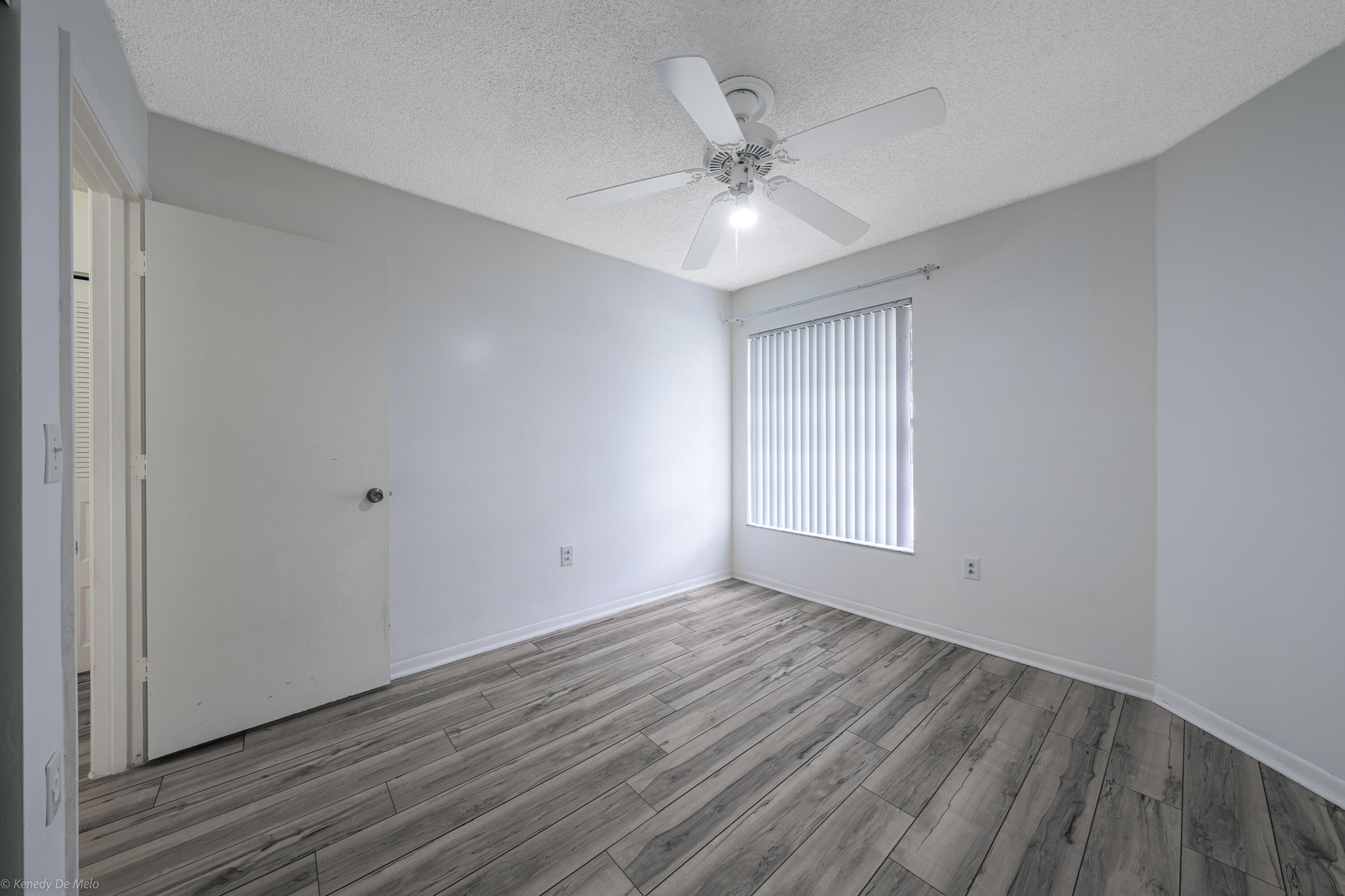 SAWGRASS ESTATES - Residential