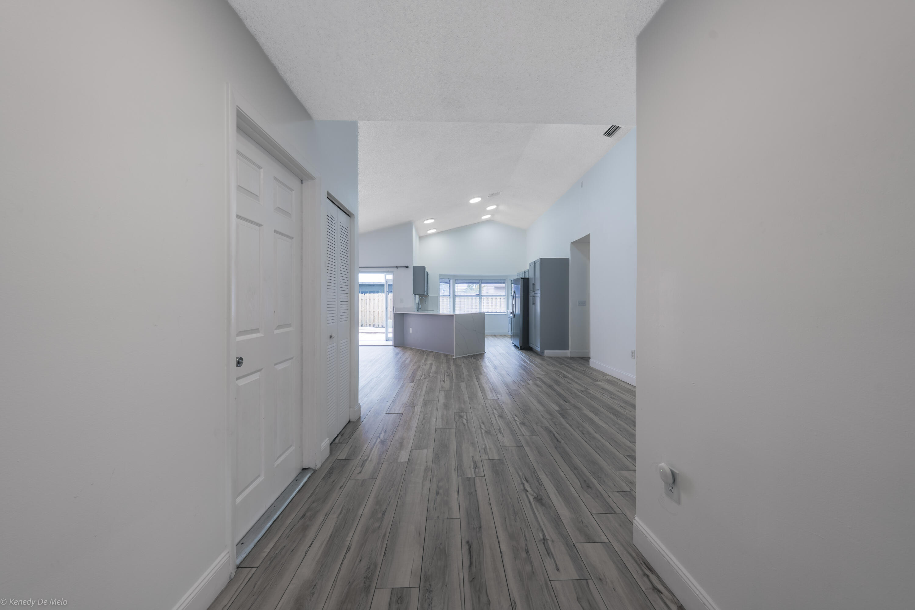 SAWGRASS ESTATES - Residential