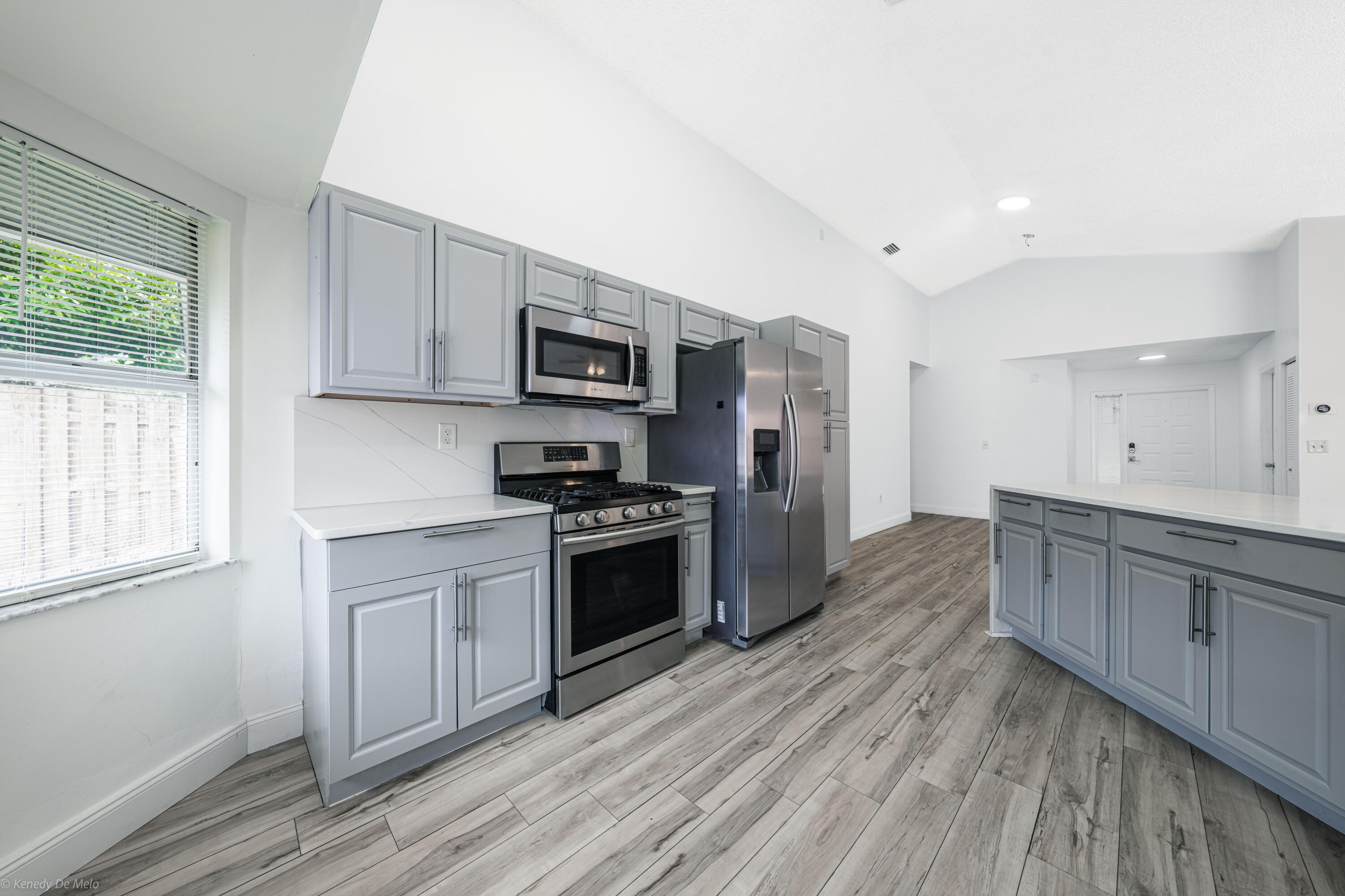 SAWGRASS ESTATES - Residential