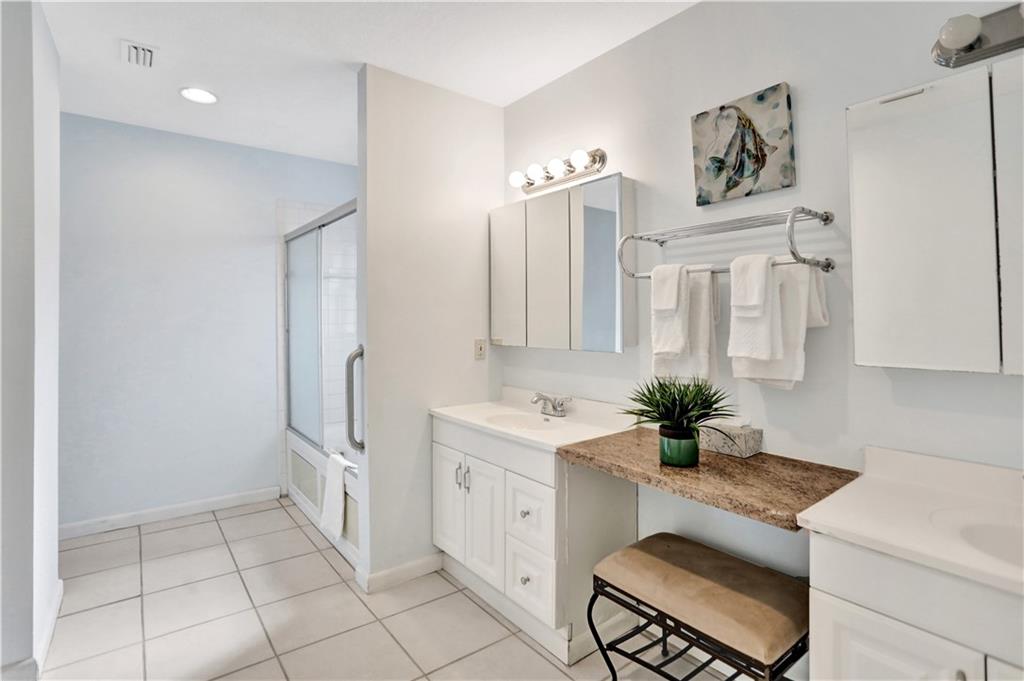 Arch Estates 71-6 B - Residential