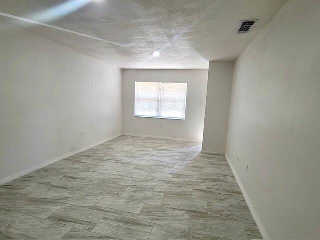 LAKE HUNTER VILLAS - Residential Income