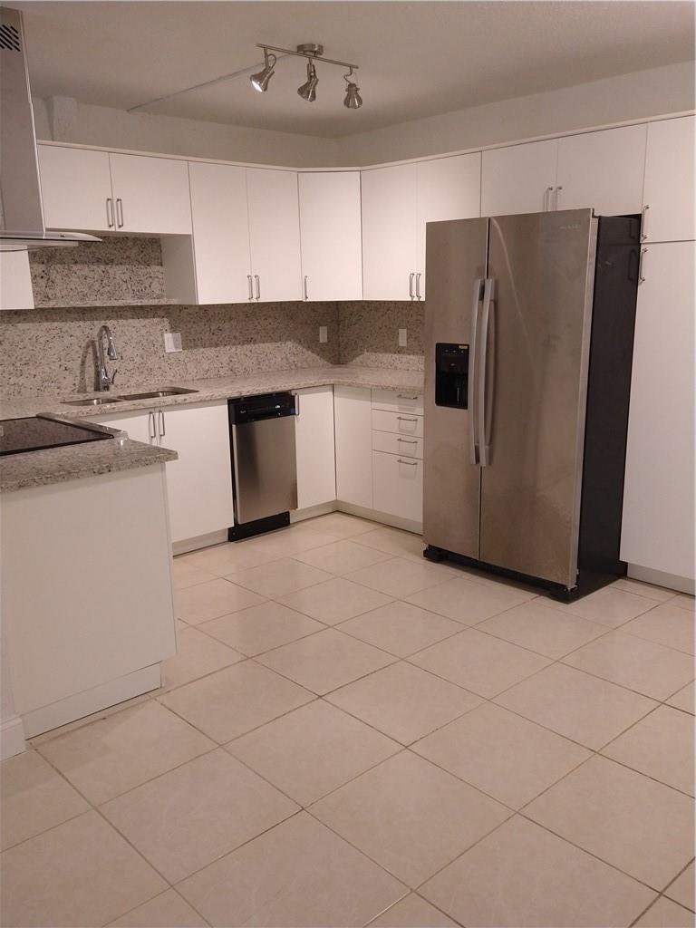 Springs Park Condo - Residential Lease