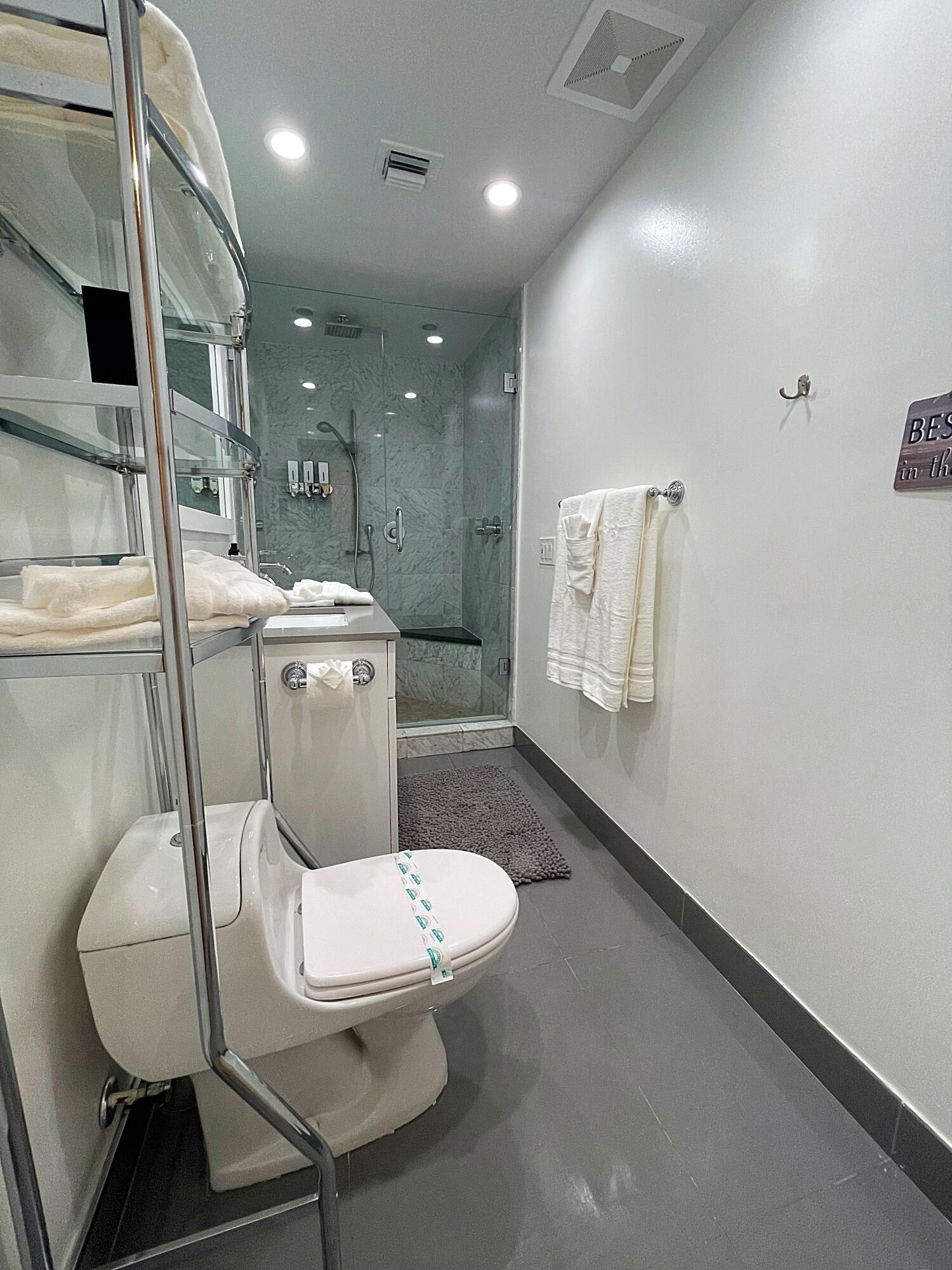 LAKE CLARKE MNR - Residential