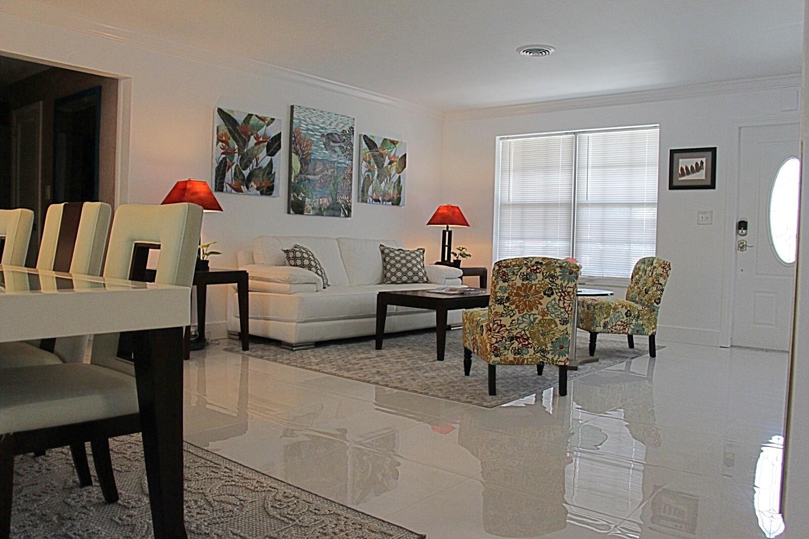 LAKE CLARKE MNR - Residential