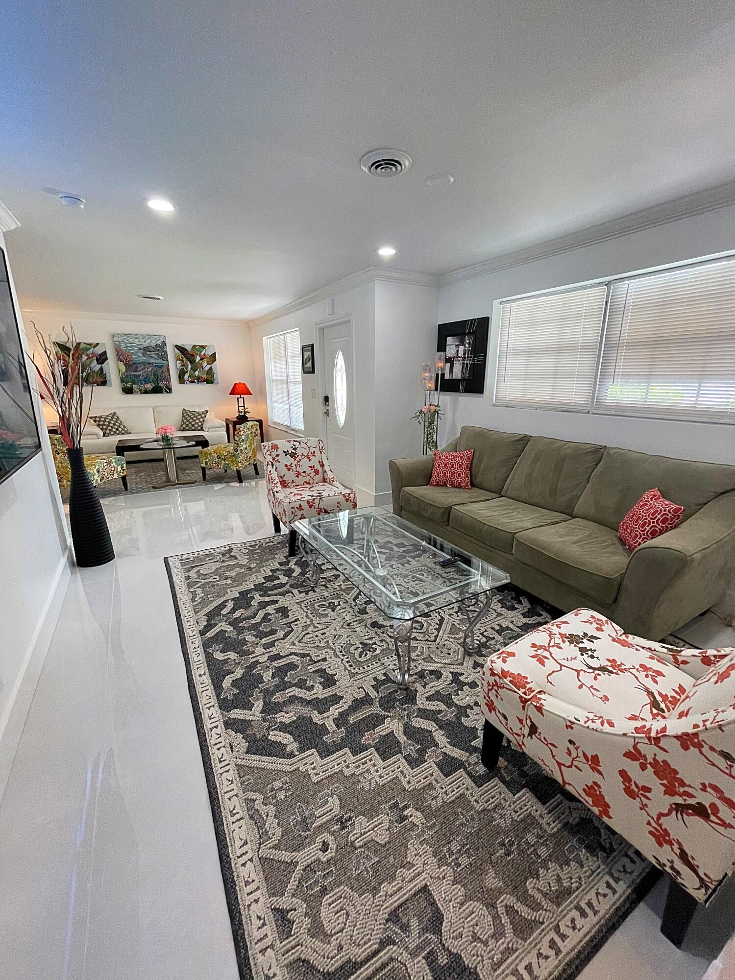 LAKE CLARKE MNR - Residential