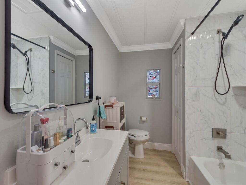 Pinelake Village - Residential