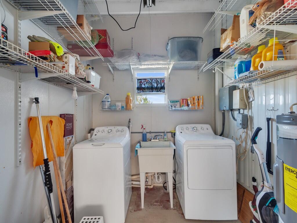 Pinelake Village - Residential