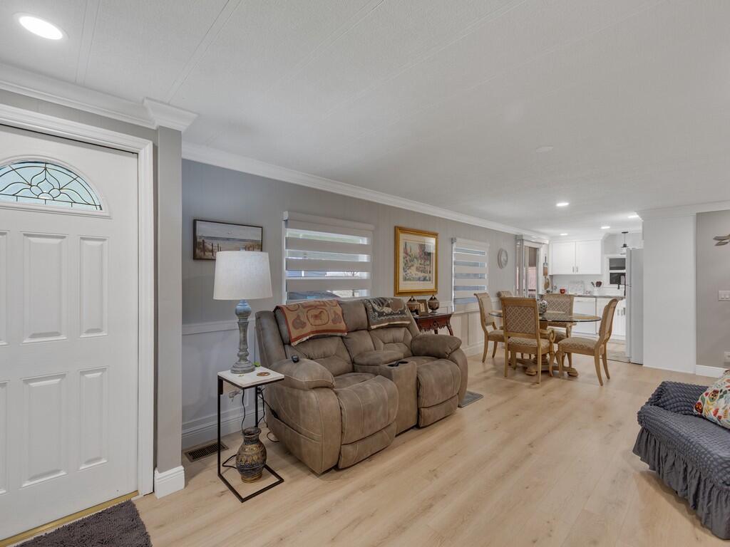 Pinelake Village - Residential